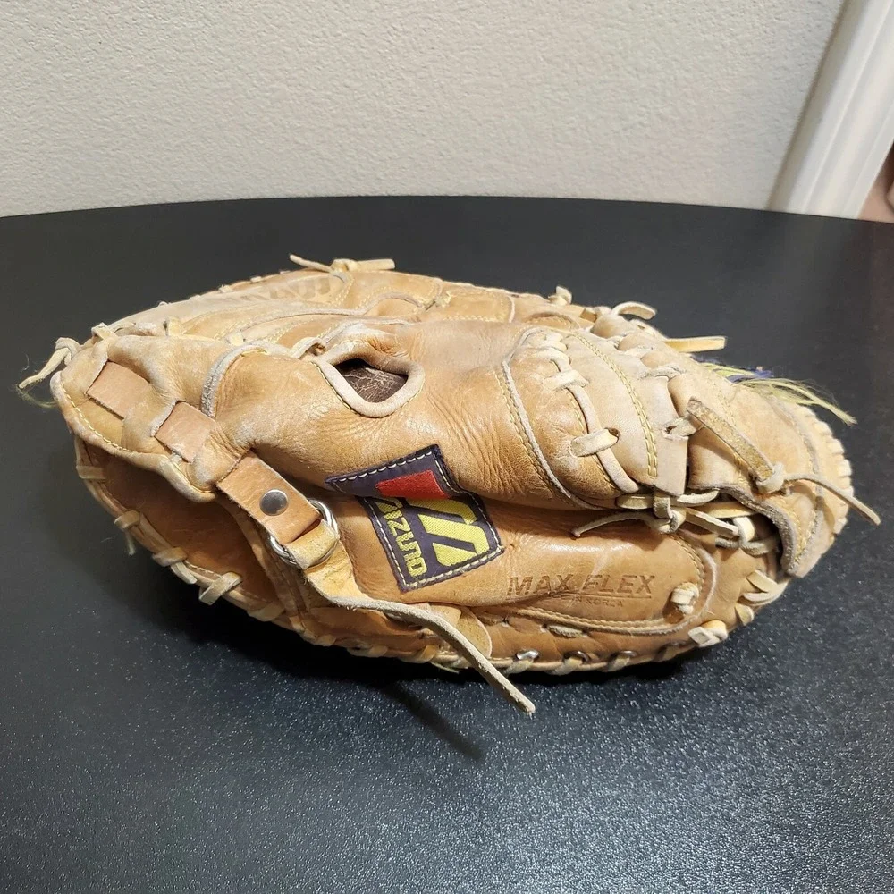 Mizuno L/H Baseball‎ Catchers Mitt Glove Professional Steerhide MT1200 RT Throw
